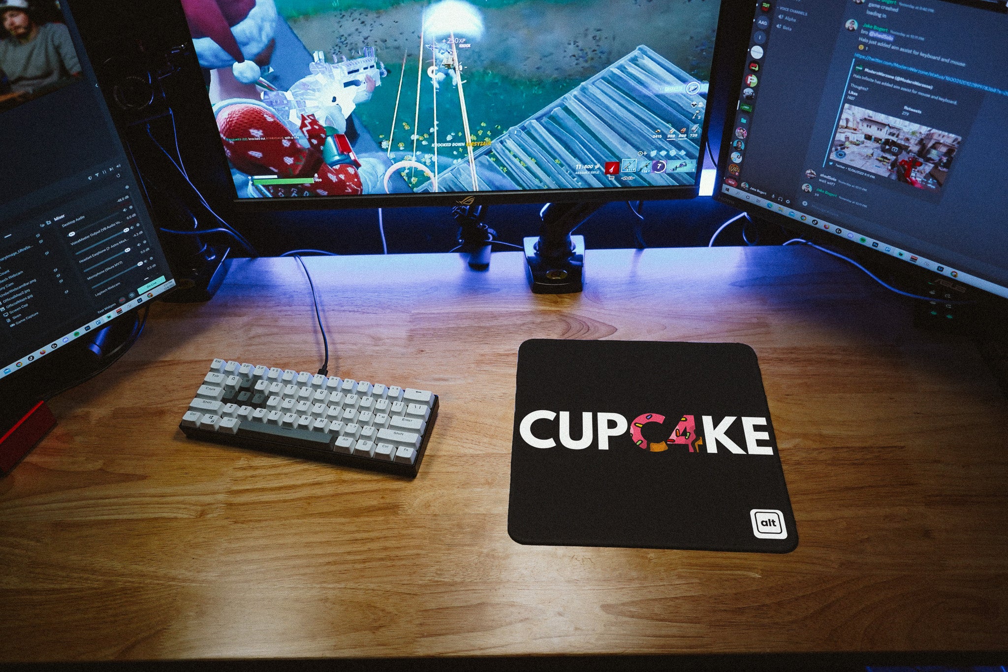 Cupc4ke Mousepad