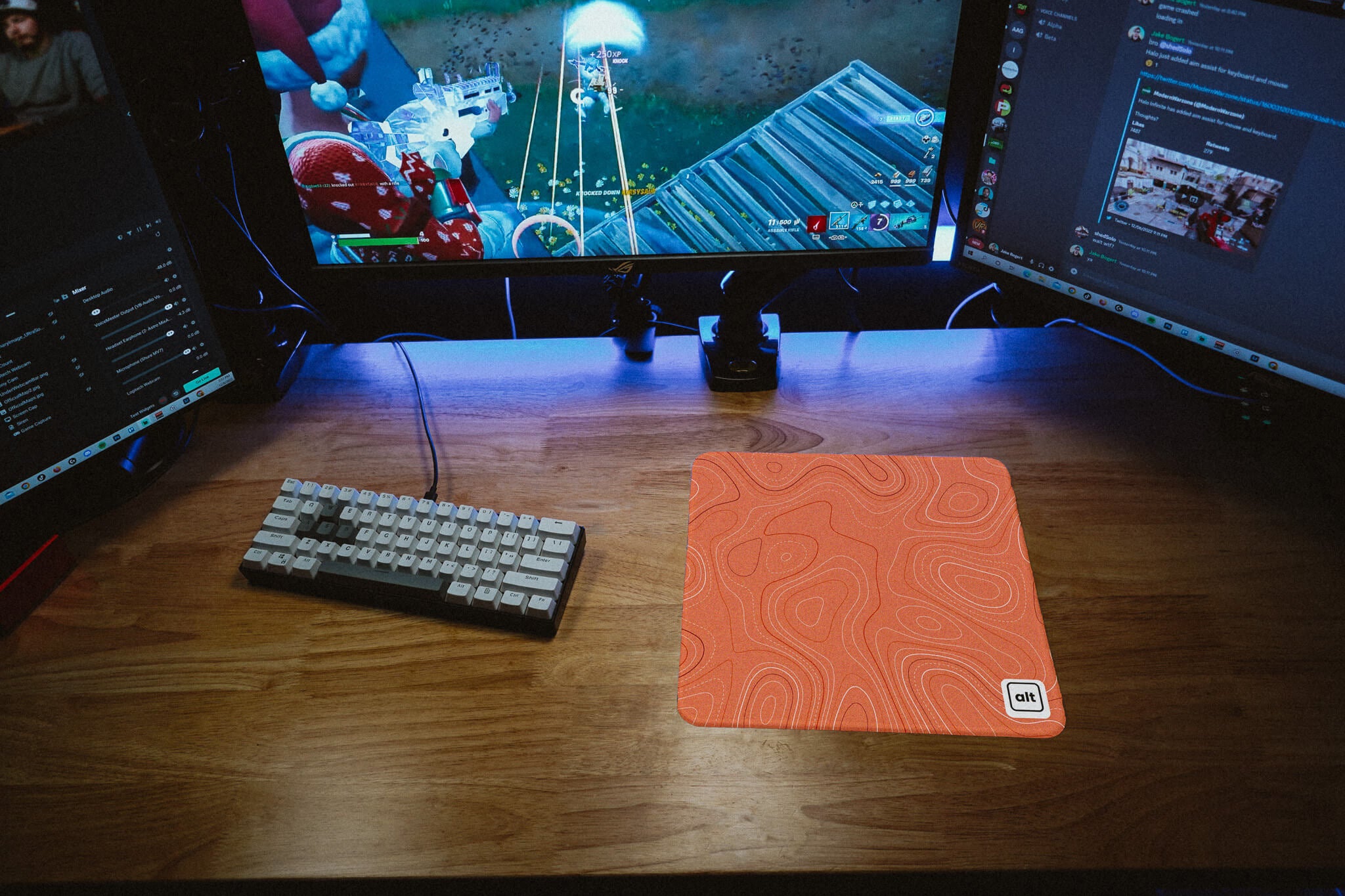 Peach Damascus Mousepad