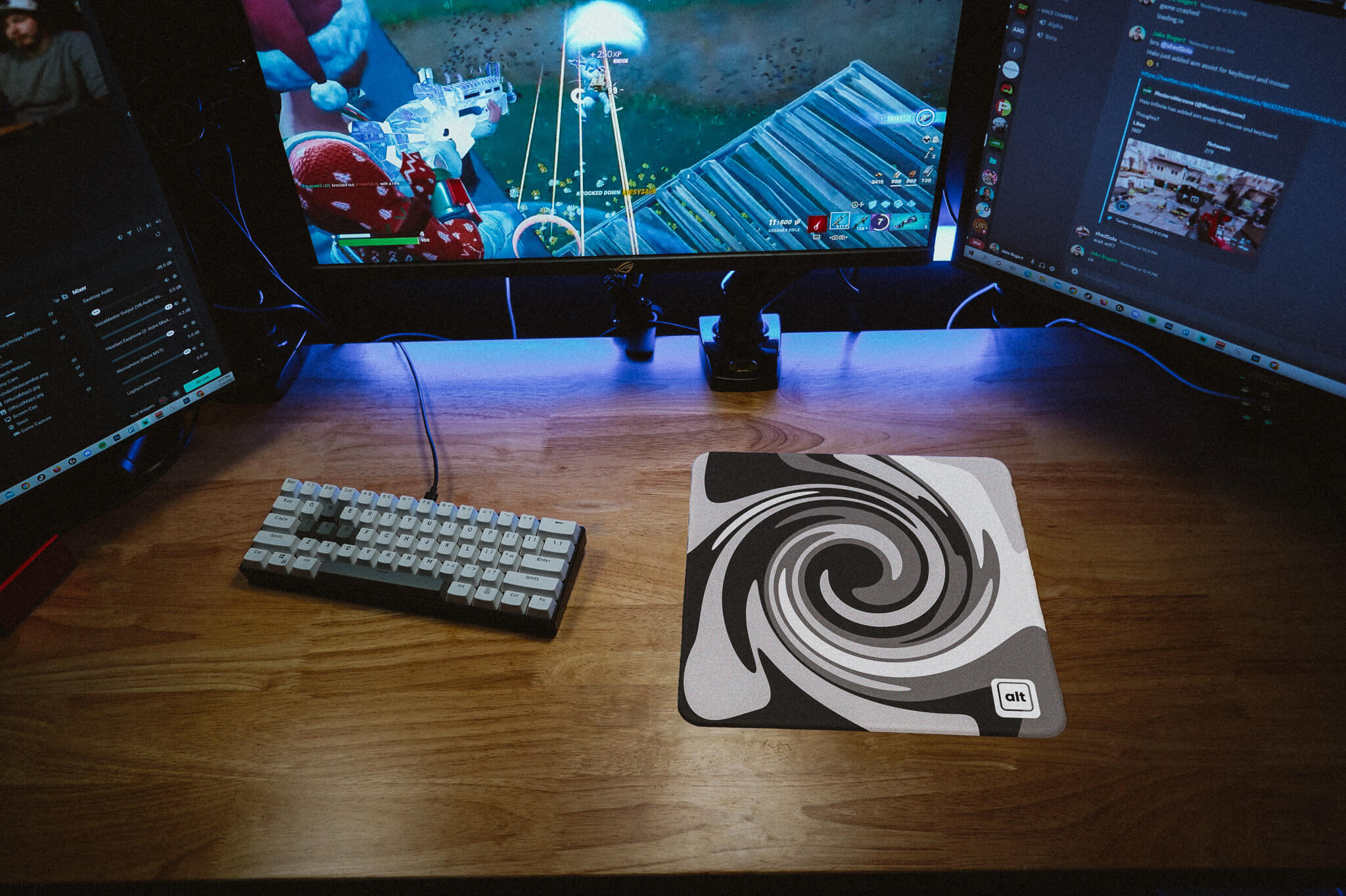 Twisted Grayscale Mousepad